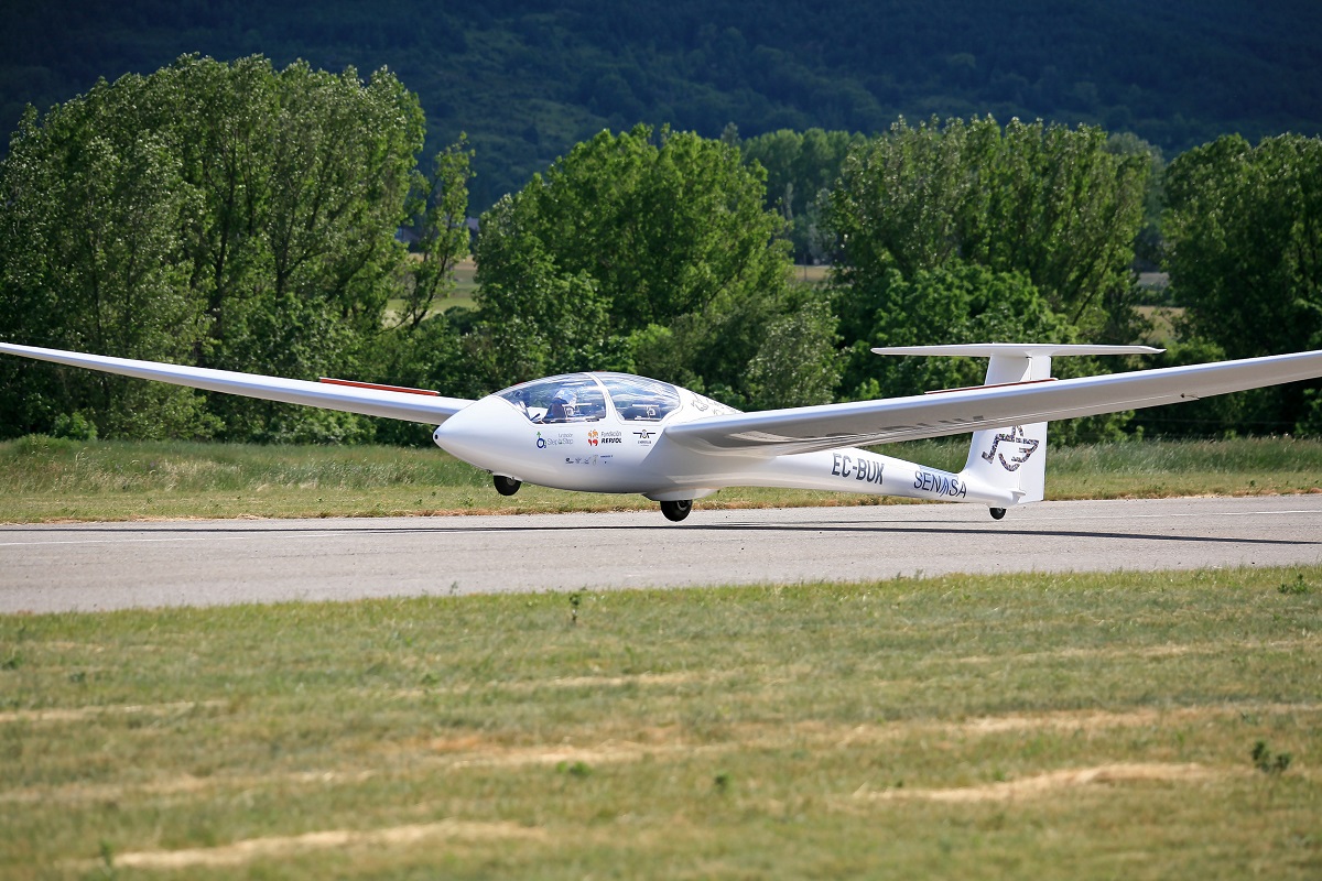 Nuevo avión, en vuelo