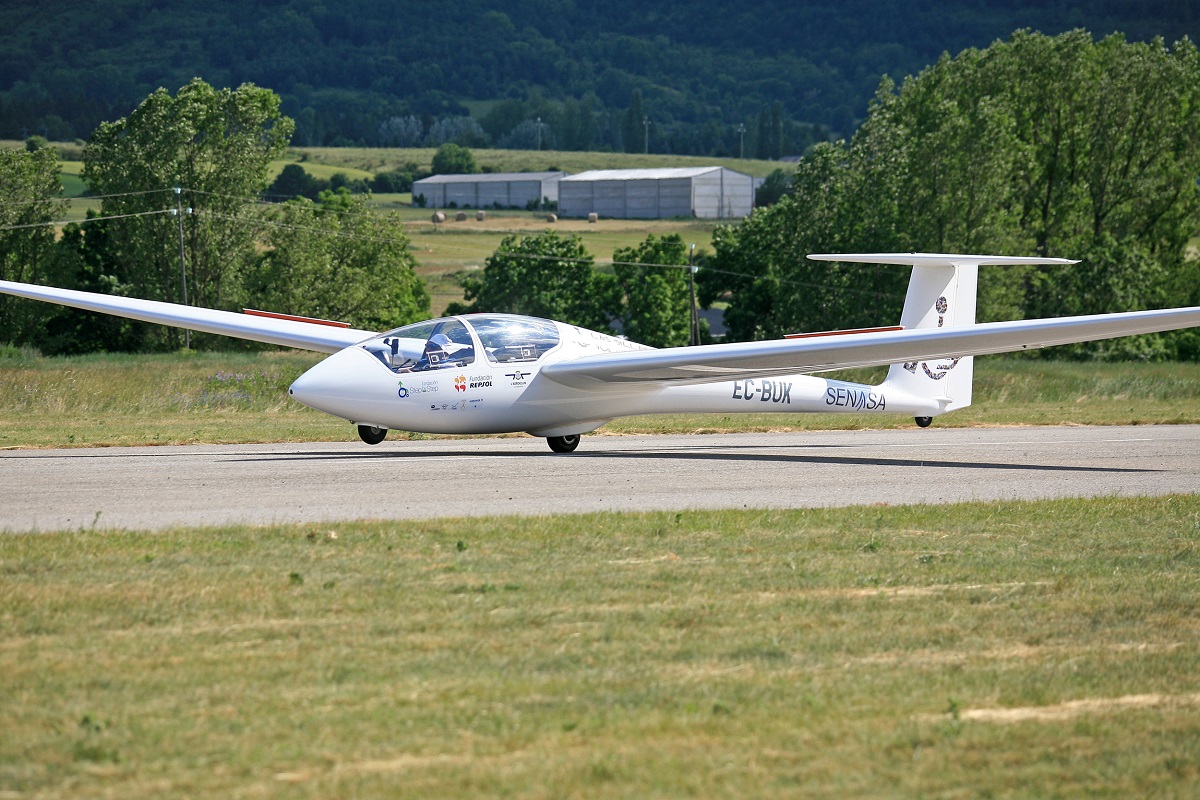 Nuevo avión, en vuelo