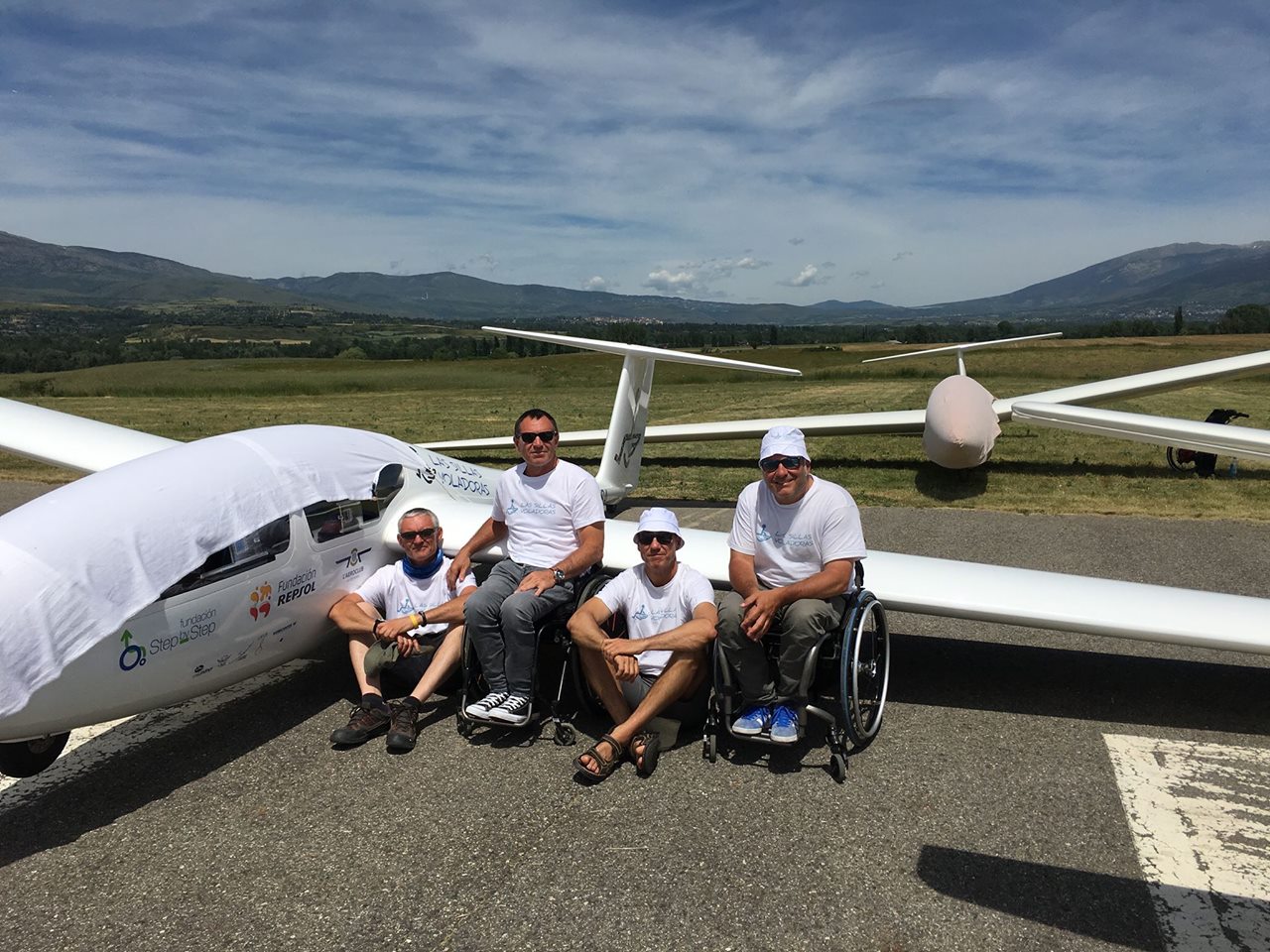 al lado del ebuk en el Campeonato Nacional de Vuelo a Vela